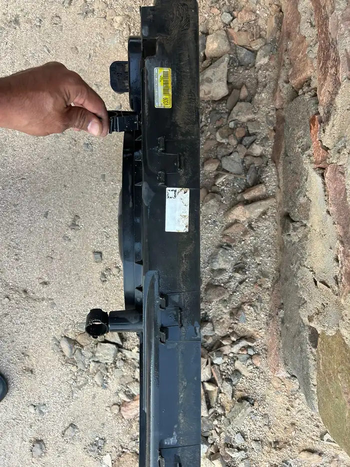 مروحة راديتر ماليبو شفرولية من 2013 الي 2016 4