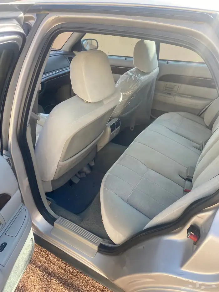 فورد قراند ماركيز 2004 وكاله وعلى الفحصللبيع او البدل 10