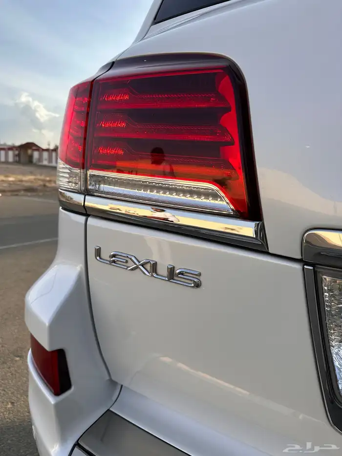 لكزس 2014 DD بريمي 7