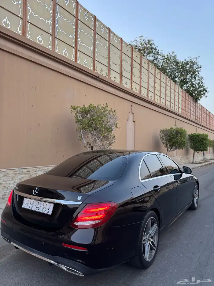 للبيع مرسيدس E200 موديل 2018 جفالي 7