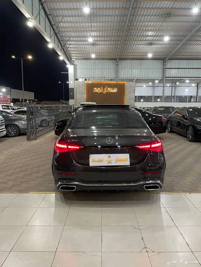 مرسيدس C300 موديل 2023 فل كامل 7