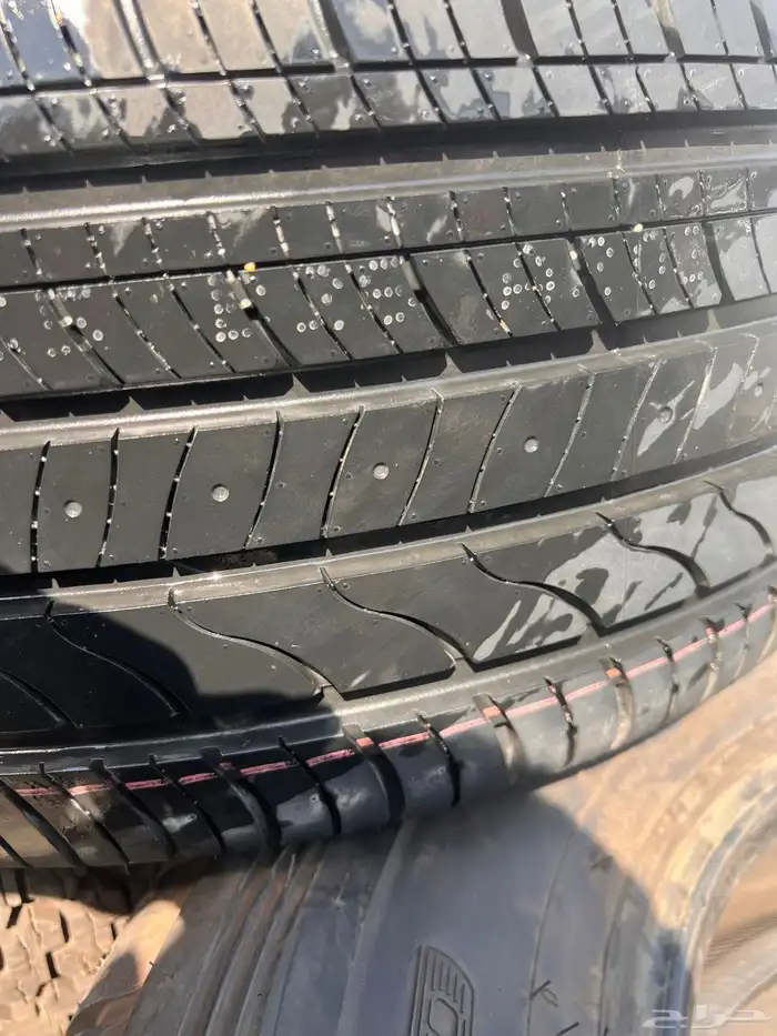 جنوط وكفرات مرسدس اصلي وكاله مقاس 20معا كفرات صيني تاريخ 25 5