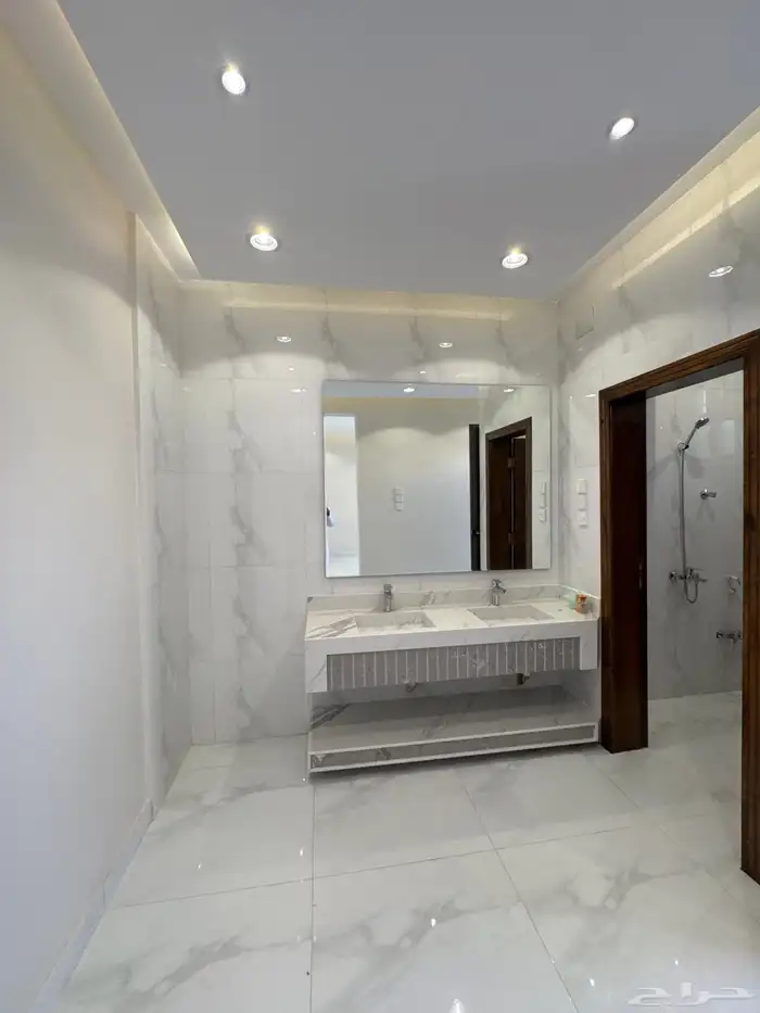 للبيع بالمحاله خلف حديقه المليون شقه دور أرضي بمدخل سياره 4