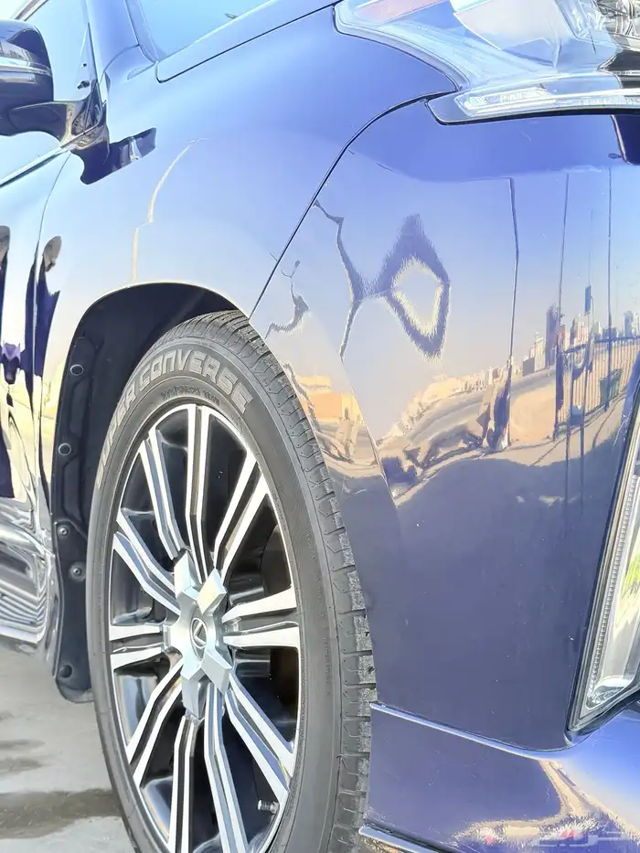 جيب لكزس LX 2018 لون كحلي منوة للمستخدم 12