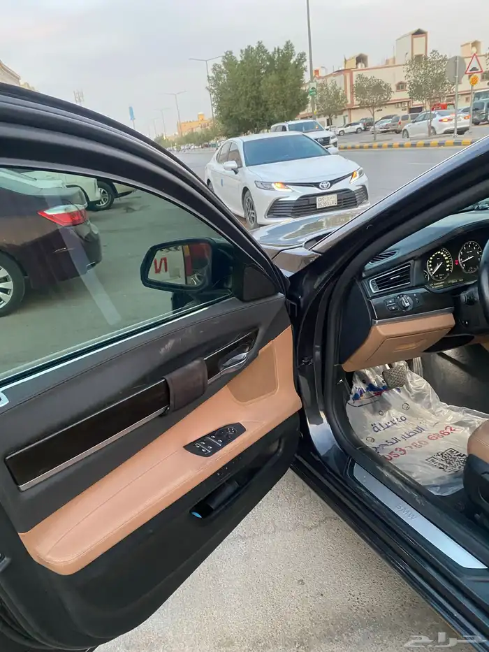 بي أم دبليو 10