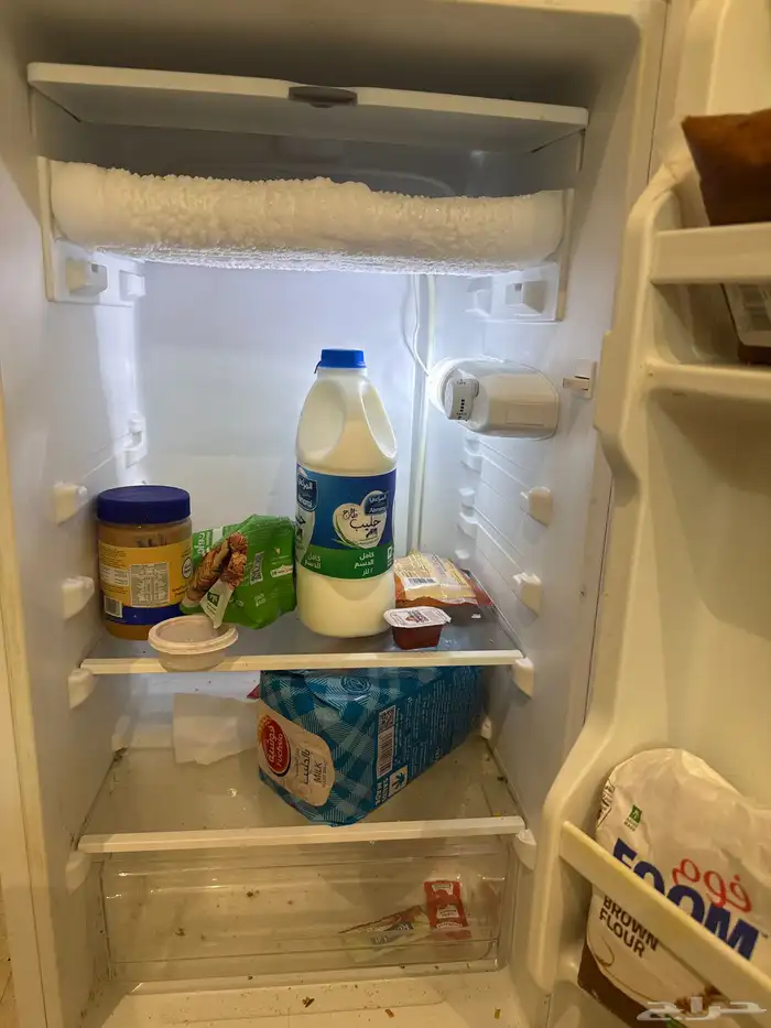 ثلاجة ميديا شبه جديدة سعة 85 لتر للبيع والحد 350 1