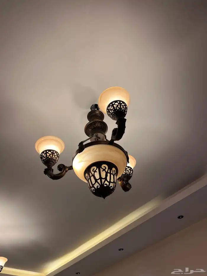 طقم ثريات 400 ريال فقط 0