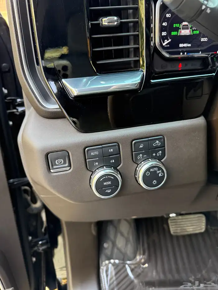 جمس سييرا غمارتين 2024 SLE 26