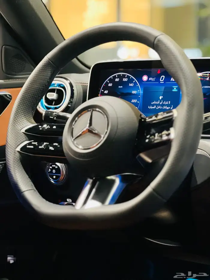 مرسيدس C200 موديل 2025 (اصفار) 46