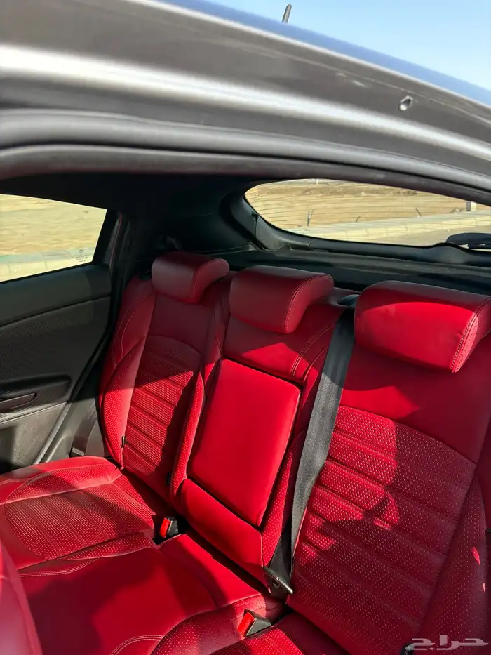 الفاروميو جوليتا 6