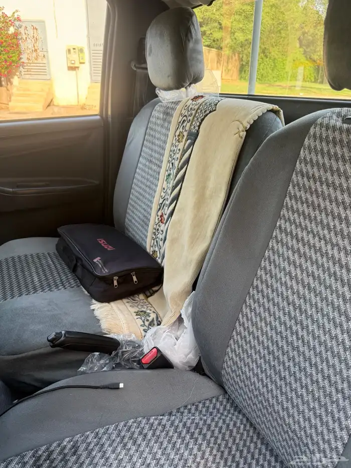 للبيع ايسوزو موديل 2022 نظيفة 5