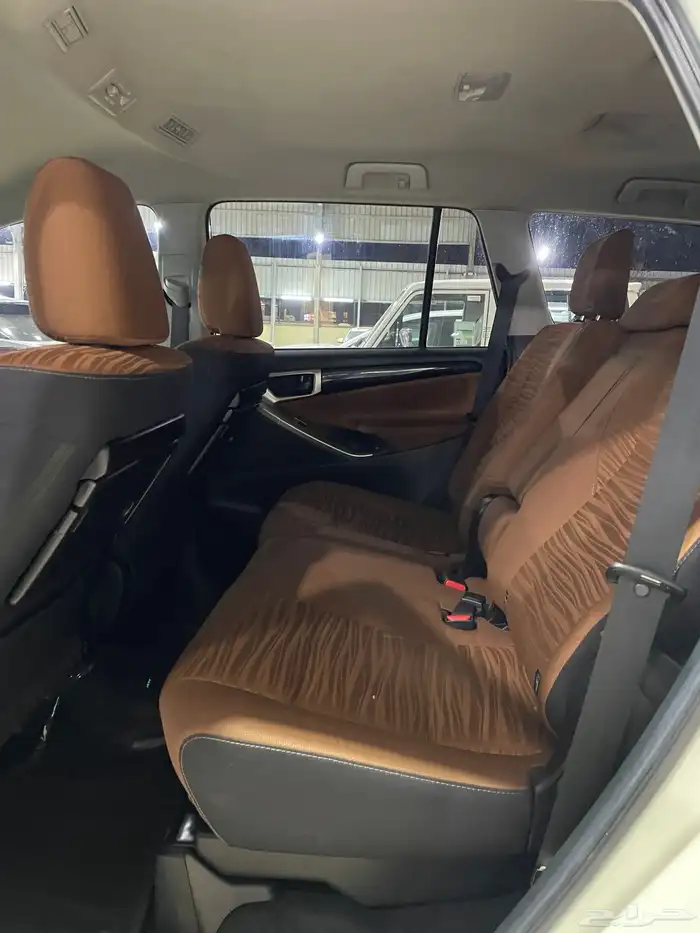 تويوتا انوفا ديزل 2022 شبه جديد 9