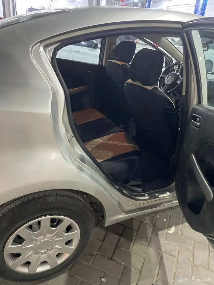 مازدا 2 2011 للبيع 25