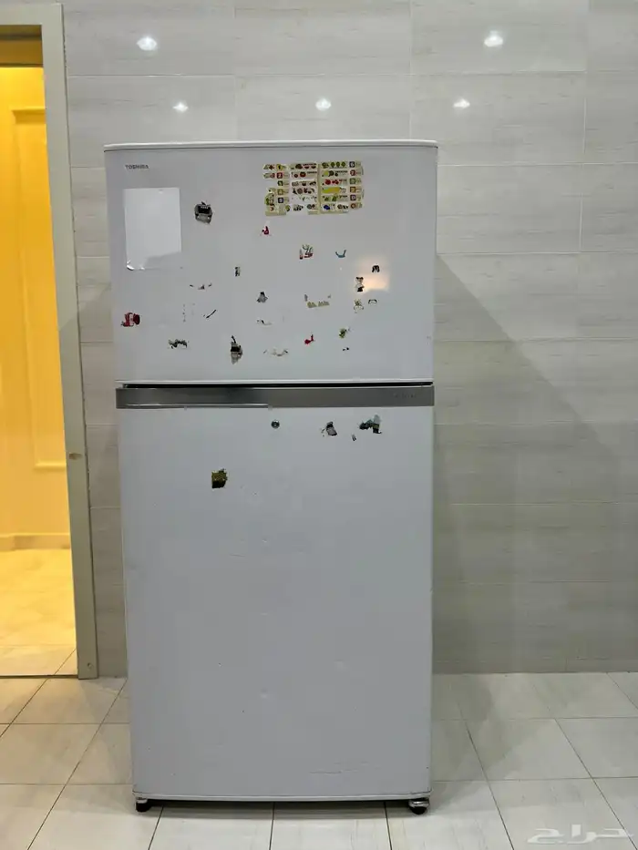 ثلاجة توشيبا للبيع استعمال نظيف 0