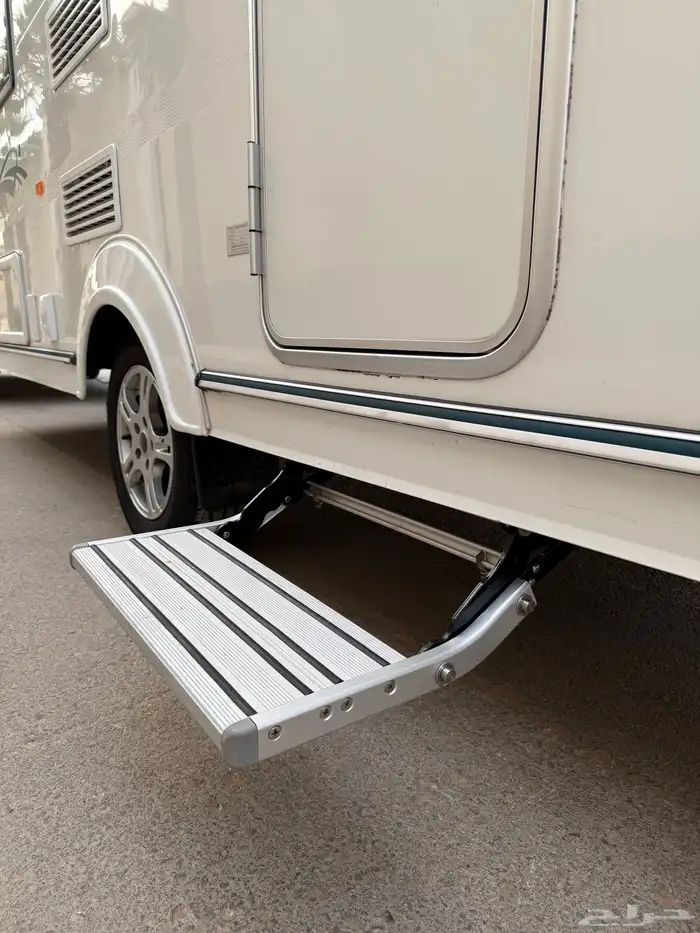 كرفان اوربي 5 متر ونص ( نظيف جدا ) 3