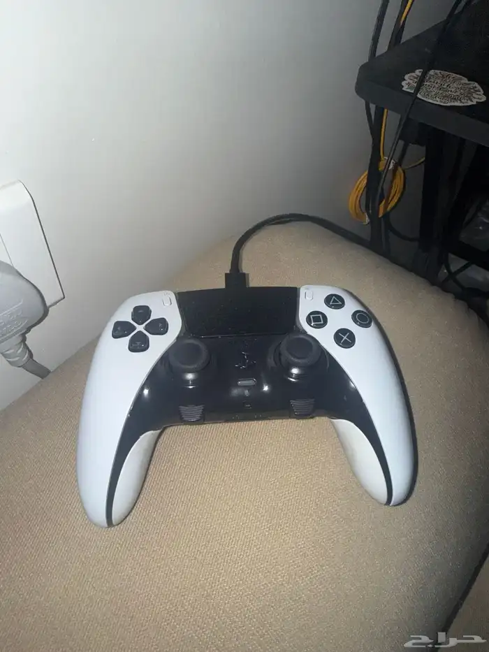 سوني وسماعة استرو ويد edge للبيع 2