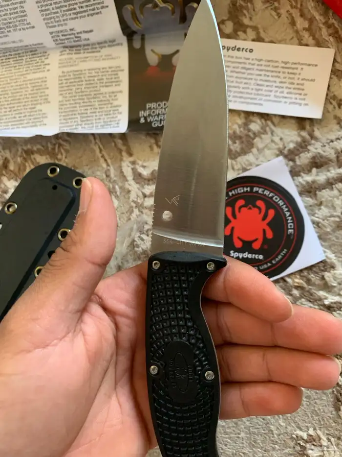 سكين سبايدر كو 4