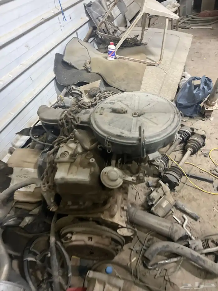 للبيع مكينه على شرط كرسيده وتركب على هايلكس 3