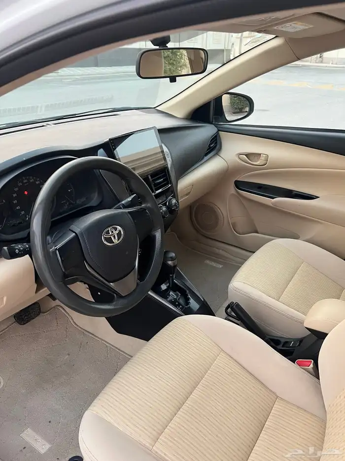 تويوتا يارس 2021 15