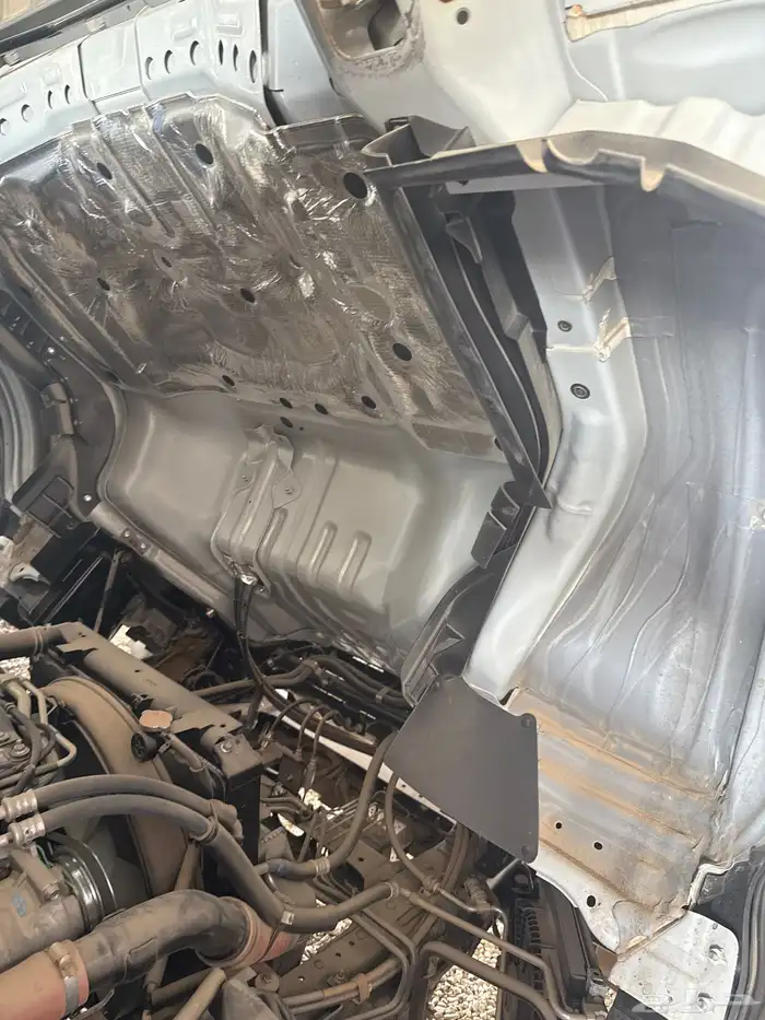 ايسوزو دينه اصفار 5 طن مكينه كبير للبيع 11