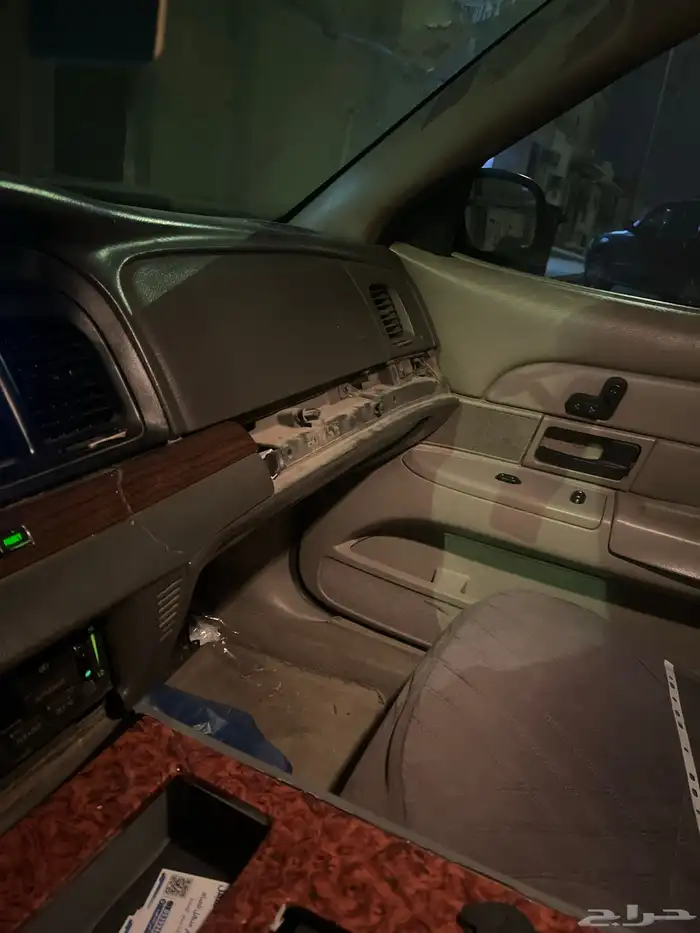 فورد فكتوريا 5