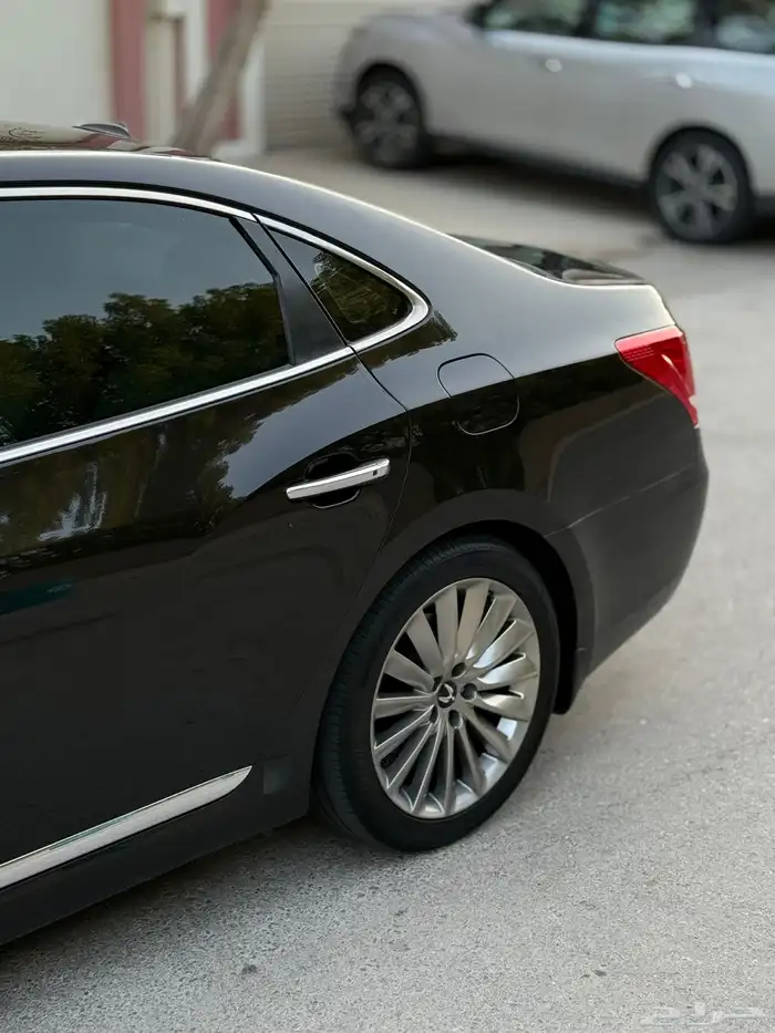 هونداي سنتنيال V8 قمة النظافة Vs500 9