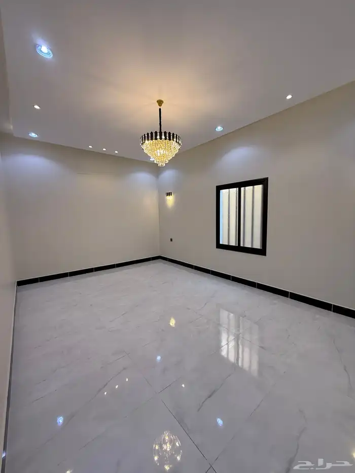 للبيع روف بملحق علوي بحوش حي الراقي خميس مشيط 780الف 11