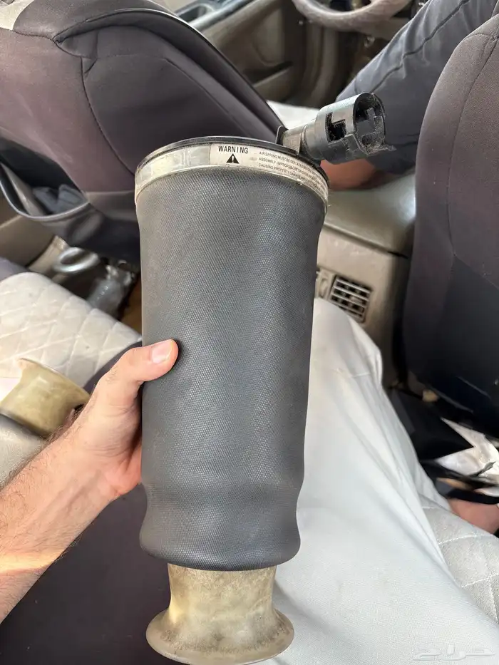 مساعدات خلفية فورد 2003 بالون نظيف 0