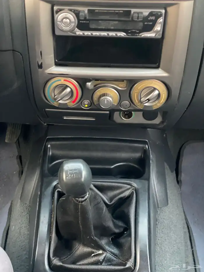 ايسوزو دي ماكس 2008 LS نظيف جدا 13