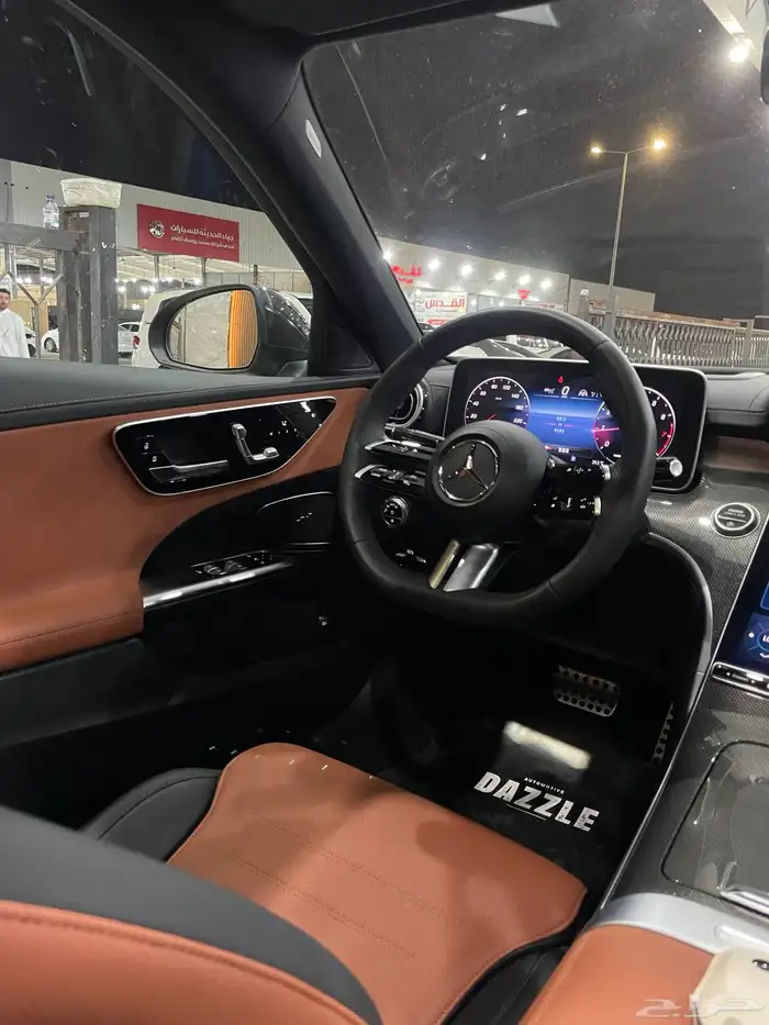 مرسيدس C300 موديل 2023 فل كامل 19