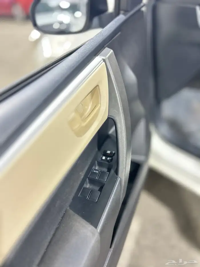 تويوتا كورولا 2015 استاندر 10