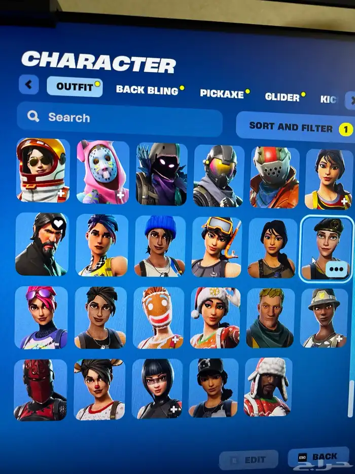 حساب فورت نايت 227 سكن 9