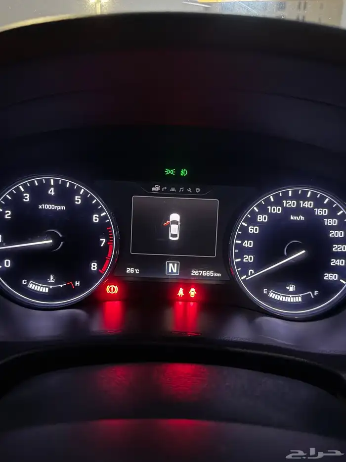 جينسس g80 2016 بلاتنيوم 11