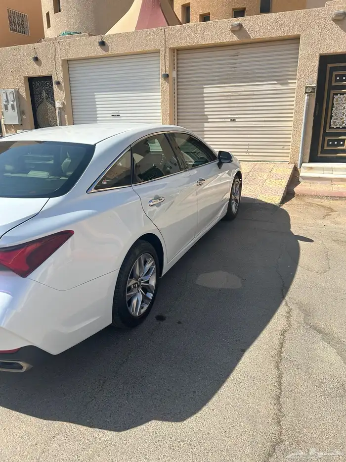 افالون 2022 سعودي XLE 2