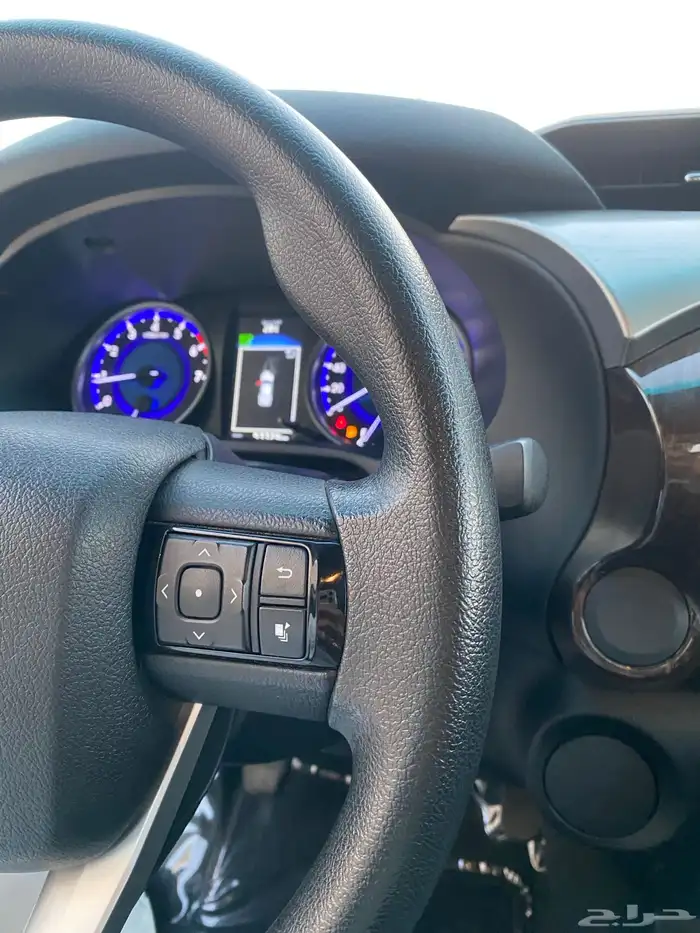 هايلوكس 2018 فل كامل وكاله ممشى 53الف مخزن بدون دبل 55