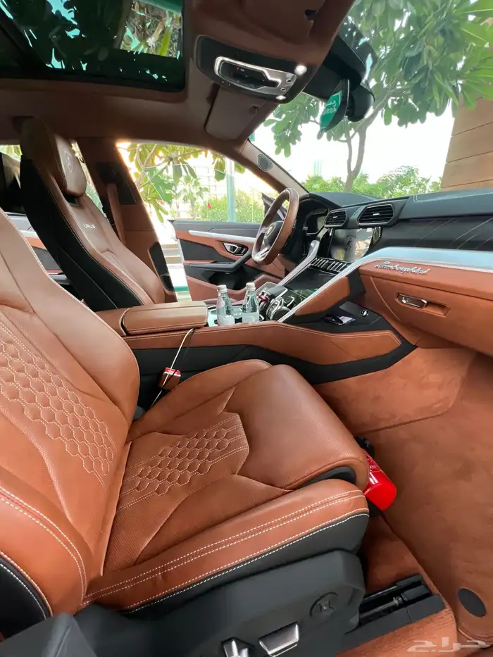 لمبرجيني اوروس S عداد 4 الاف صيانة 5 سنوات إضافية مجانا 47