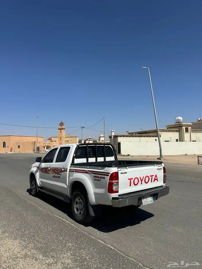 هايلكس 2015 خليجي فل كامل 0