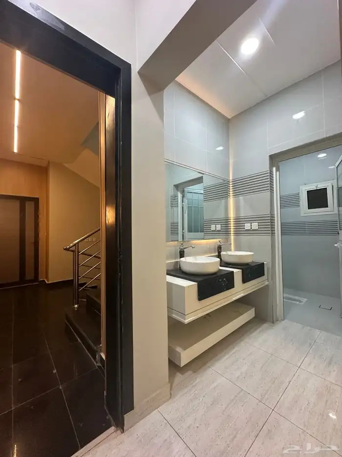 شقه للايجار مخطط 7 2