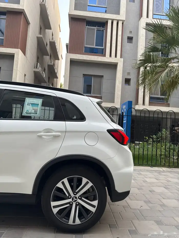 ميتسوبيشي ASX 2022 فل كامل 11