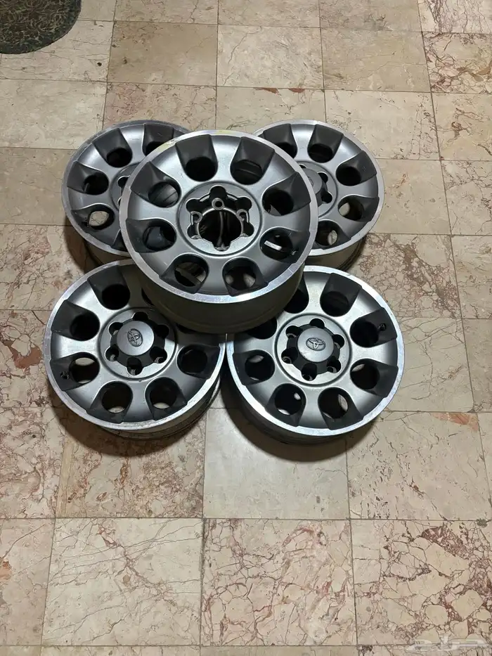 جنوط تويوتا ( اف جي ) 2013 وكالة نظيفه جدا 3