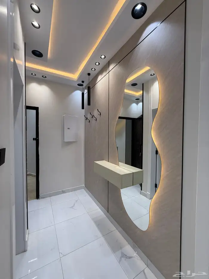 للبيع شقق علويه بالقرب من حي الضيافه طريق ابها الخميس 8