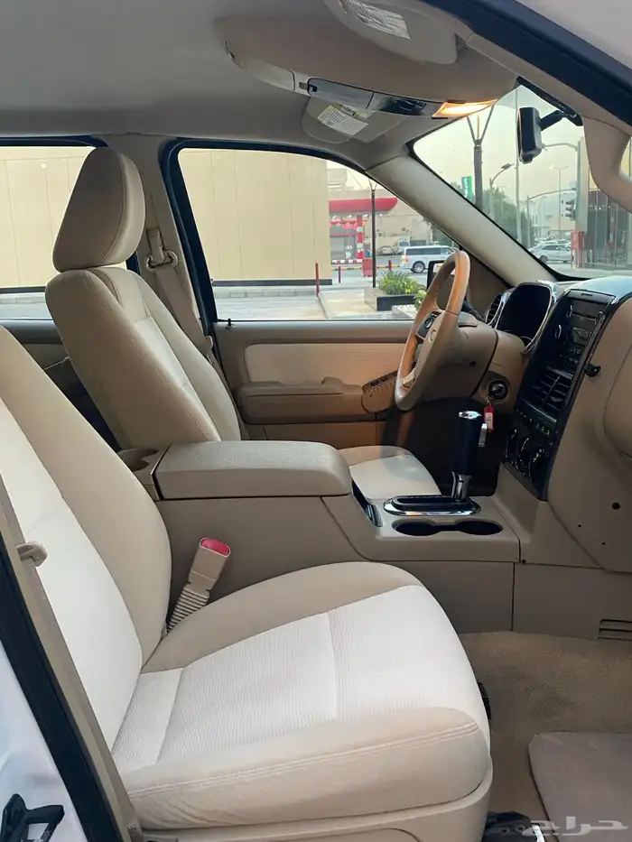 للبيع فورد اكسبلورر 2009 عداد قليل نظيف جدا 11