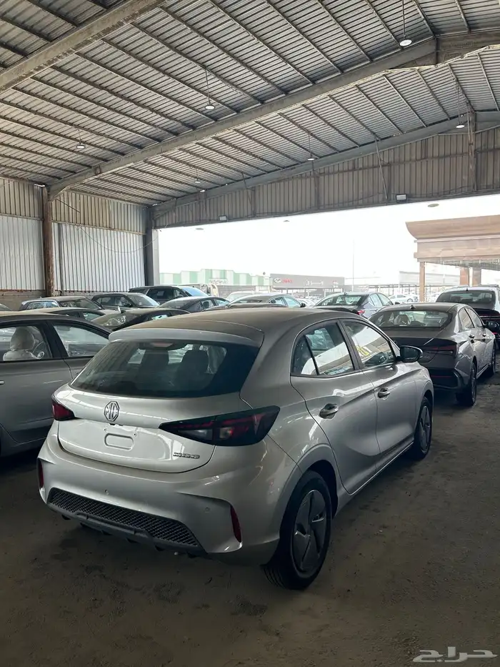 ام جي ثري ستاندر 2023 1