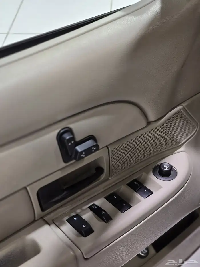 فورد فكتوريا موديل 2011 بحالة ممتازة 16