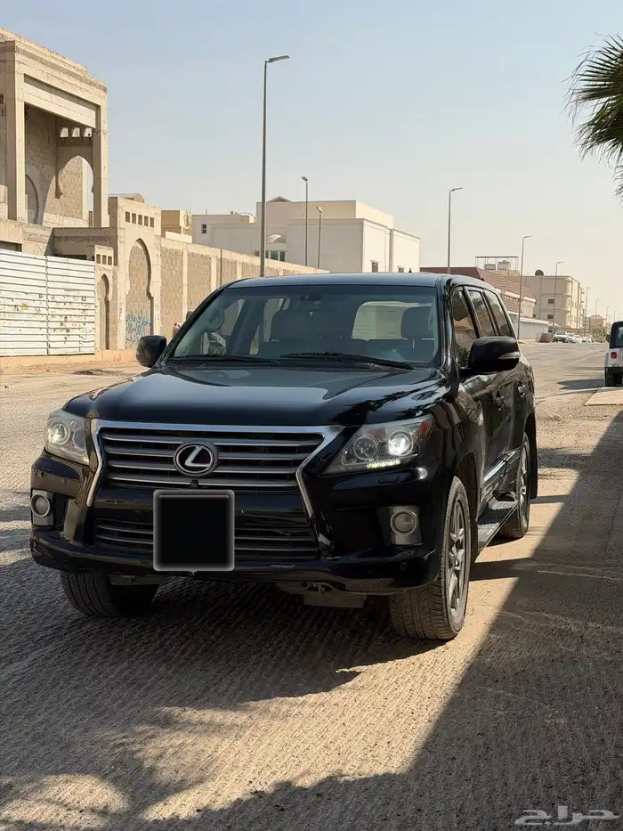 للبيع جيب لكززس 2013 0