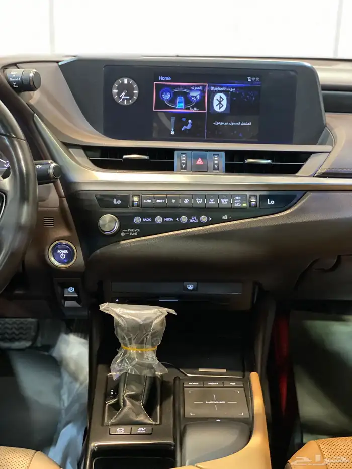 لكزس ES300h 2021 ( هايبرد ) بحالة ممتازة 21