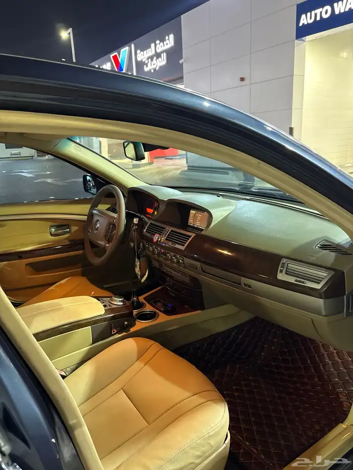 بي ام دبليو 730 24