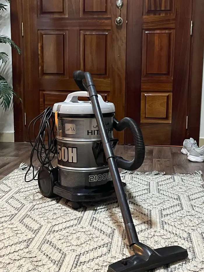 مكنسة الكهربائية 1