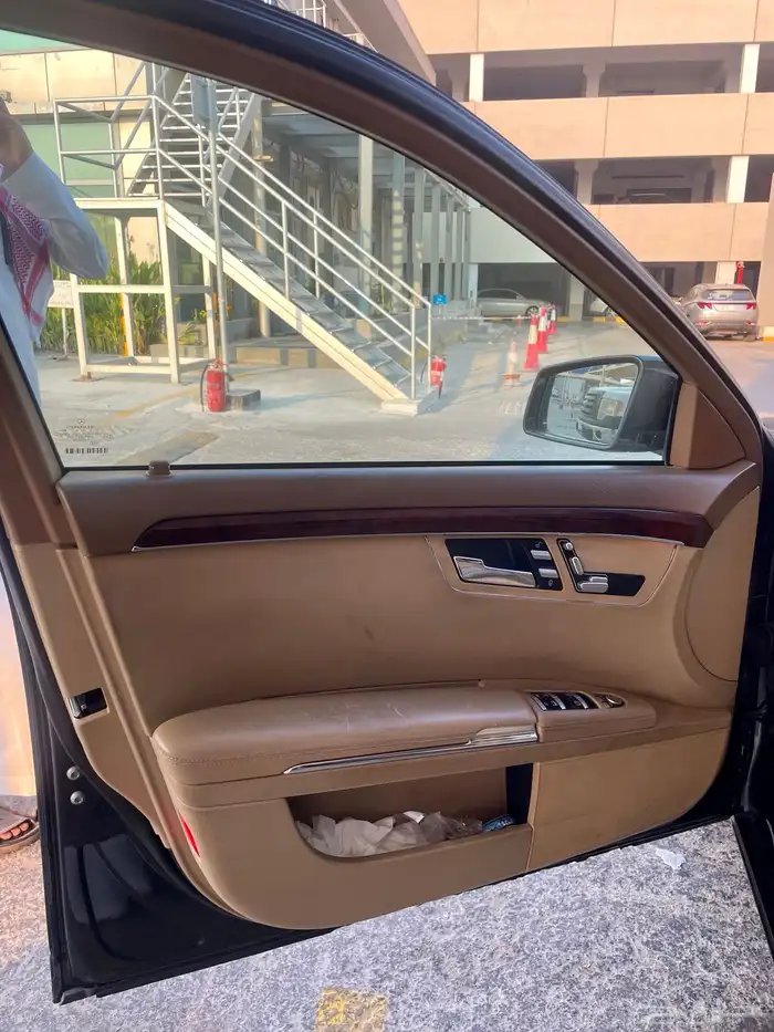 للبيع مرسيدس بانوراما S300 ممشى قليل 9