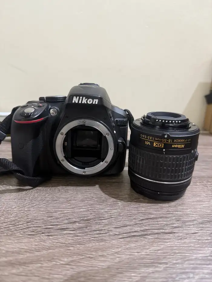 كاميرا نيكون D5300 اخو الجديد 0